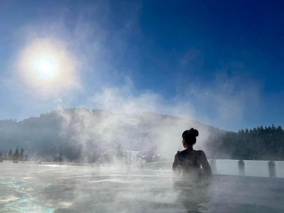 Buka Apart-Hotel & Spa Bukovel Eksteriør billede